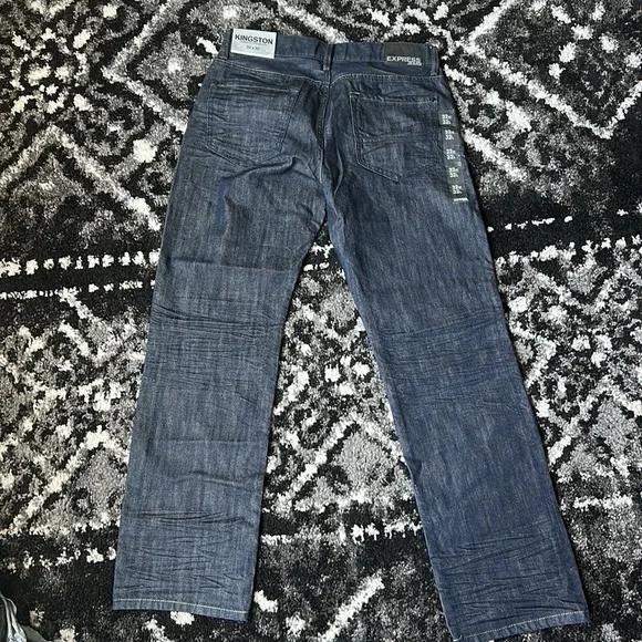 Jeans - Picture 2 of 5